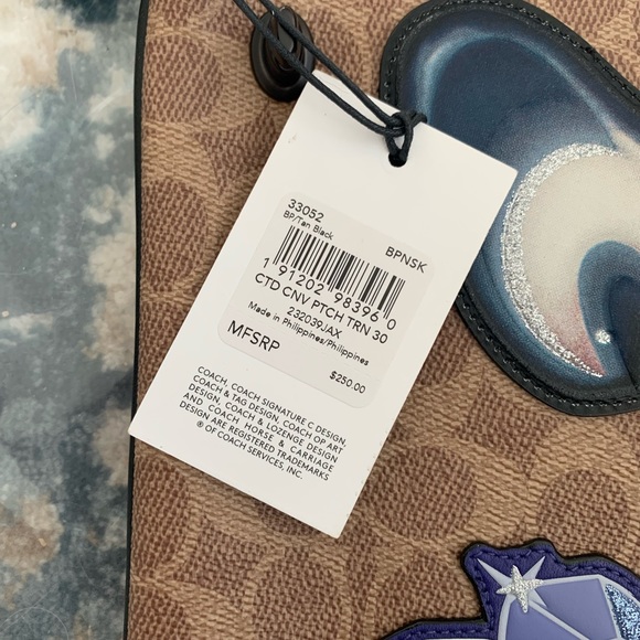 NWT Disney X Coach Turnlock Wristlet 30 In Signature Patchwork - Picture 6 of 6